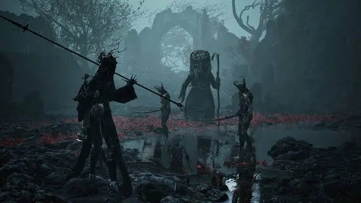 The Harbinger standing before a Corrupted Gate in Mortal Shell II